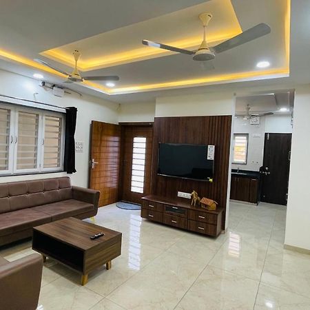 Luxurious 3 Bhk Villa In Bhuj - Shivani Homestay Zewnętrze zdjęcie