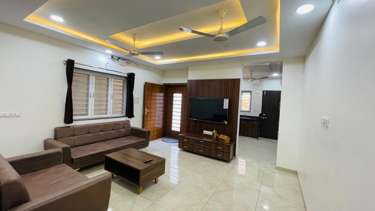 Luxurious 3 Bhk Villa In Bhuj - Shivani Homestay Zewnętrze zdjęcie